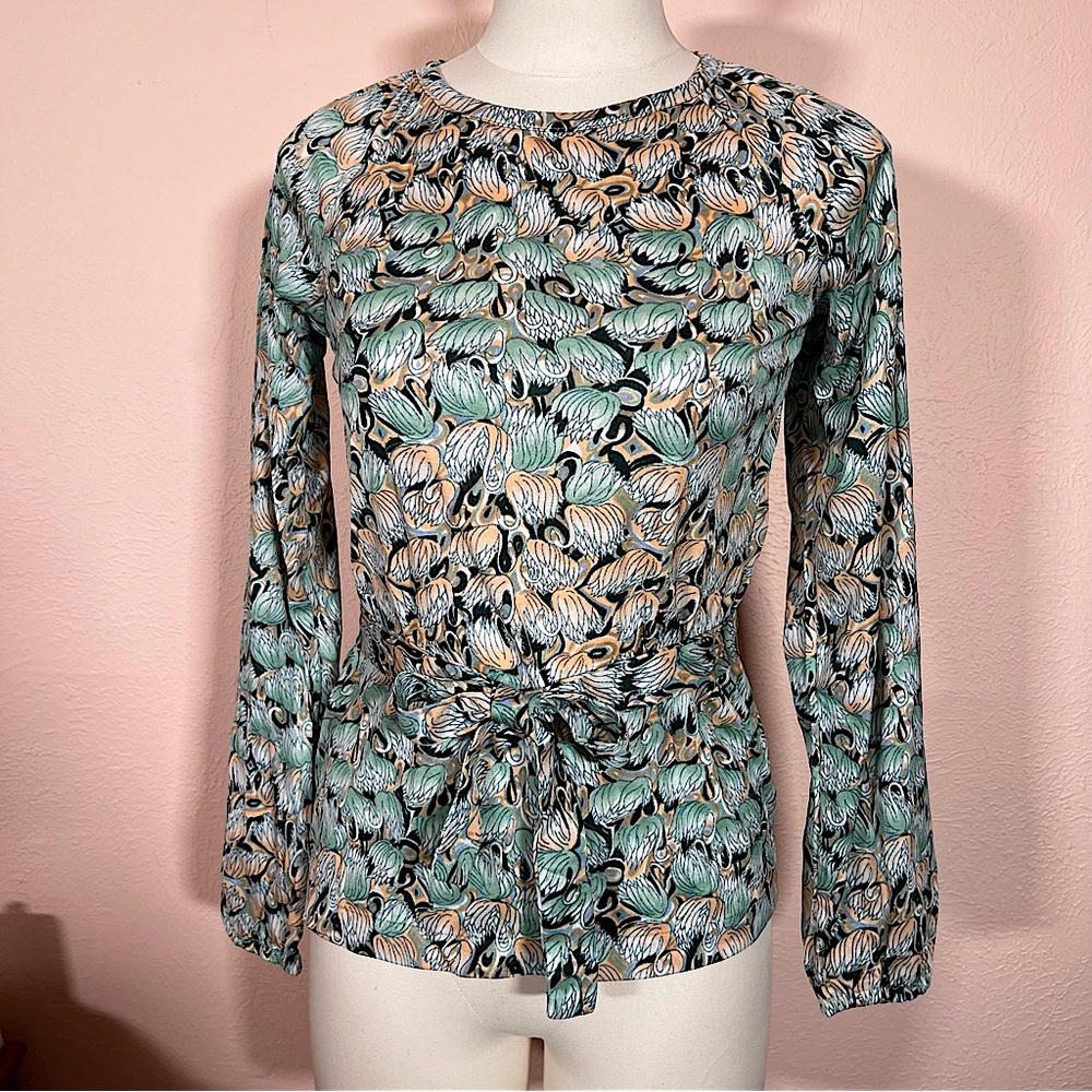 Vintage 1960 70 Mod pastel swan print Feminine Art deco Belted Waist Blouse